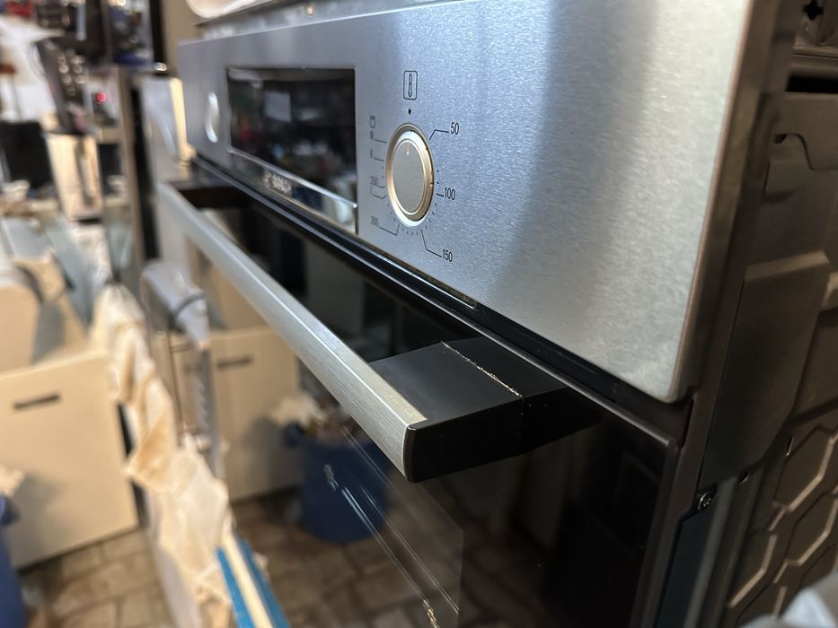 Фурна за вграждане Бош/Bosch