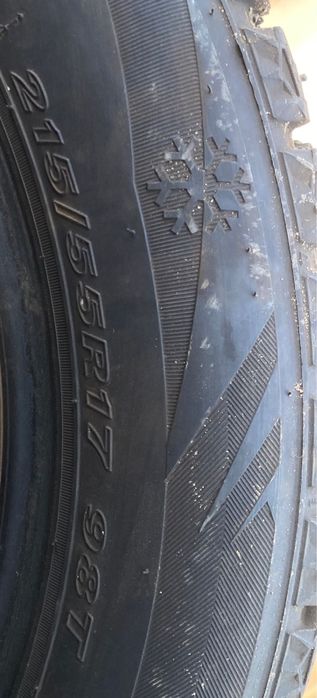 Продам шины R17 215/55