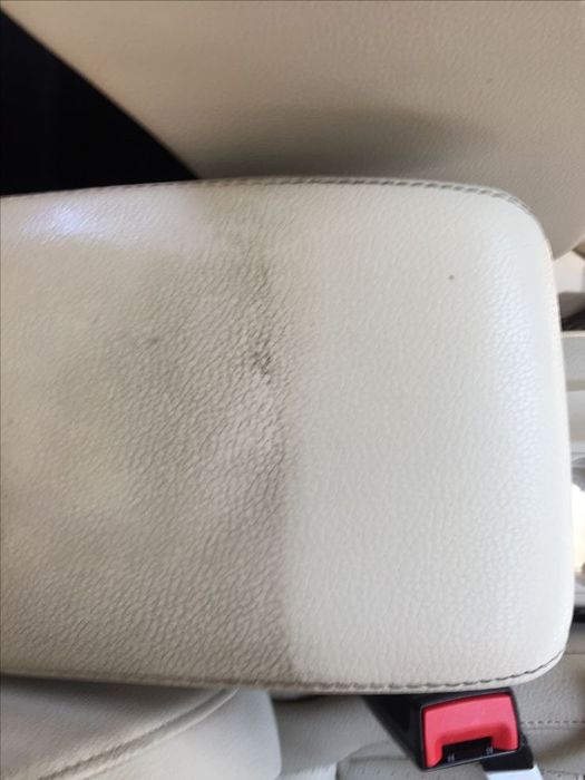 Canapele, fotolii, scaune, covoare, mochete