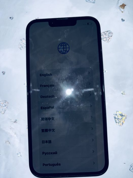 Продам заблокированный Айфон 13