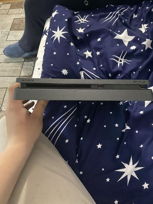 Ps4 slim  intro stare buna