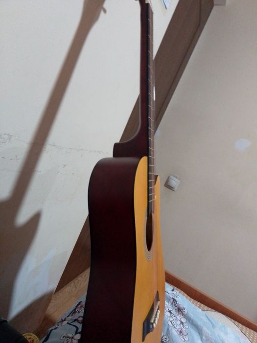 Аккустик гитара холати янги