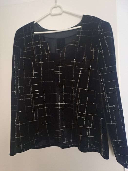 Costume  dama cu fusta ,  foarte elegantente