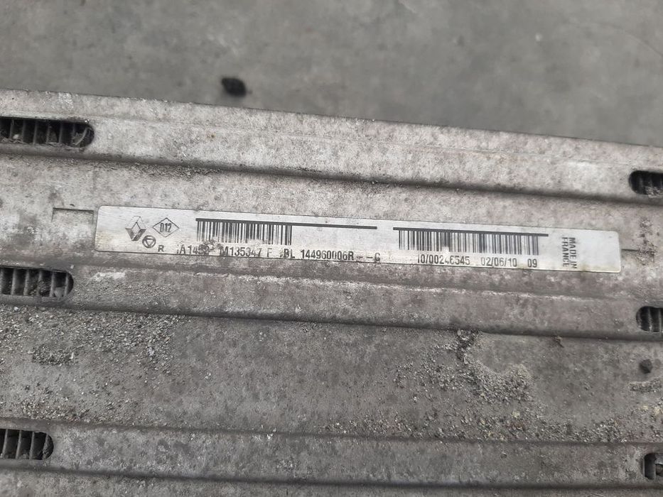 Intercooler renault megane 3 1.5 dci dupa 2008 144960006r-c cu defect