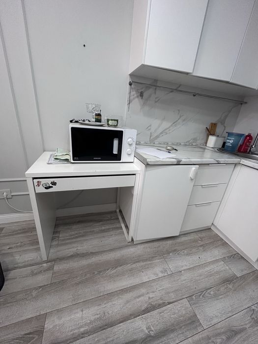 Угловой кухонный гарнитур