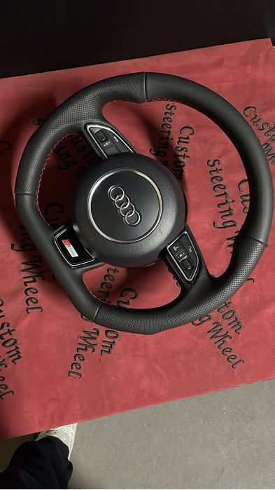 Volan custom audi  A1 A3 A4 A5 A6 A7 A8 Q3 Q5 Q7 padele/fara