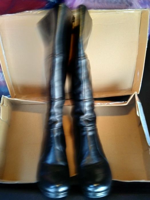 Vând cizme dama cu toc , mărimea 39