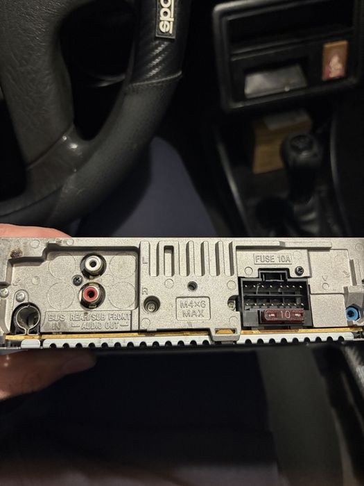 Радио за кола Sony