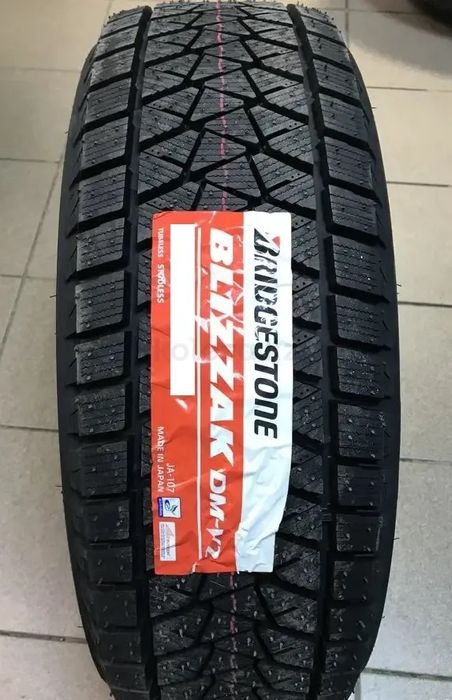 275/50/22  Bridgestone Blizzak DMW2
