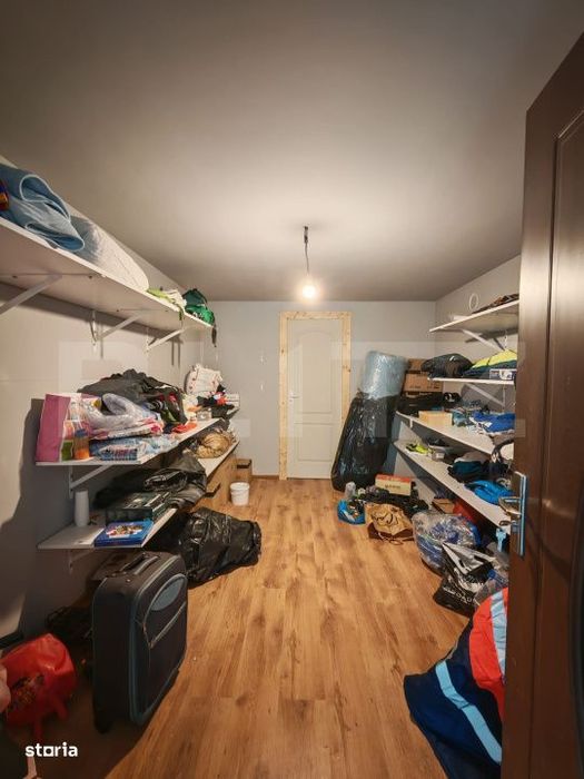 Casa 279 mp, teren 1400 mp, in Mihai Viteazu