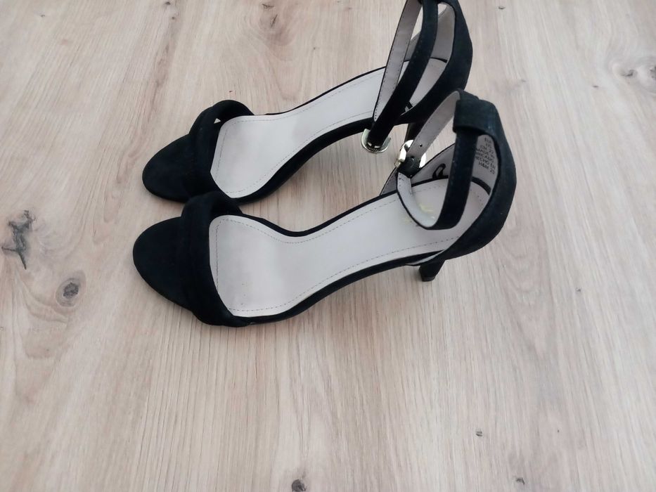 Дамски сандали H&M