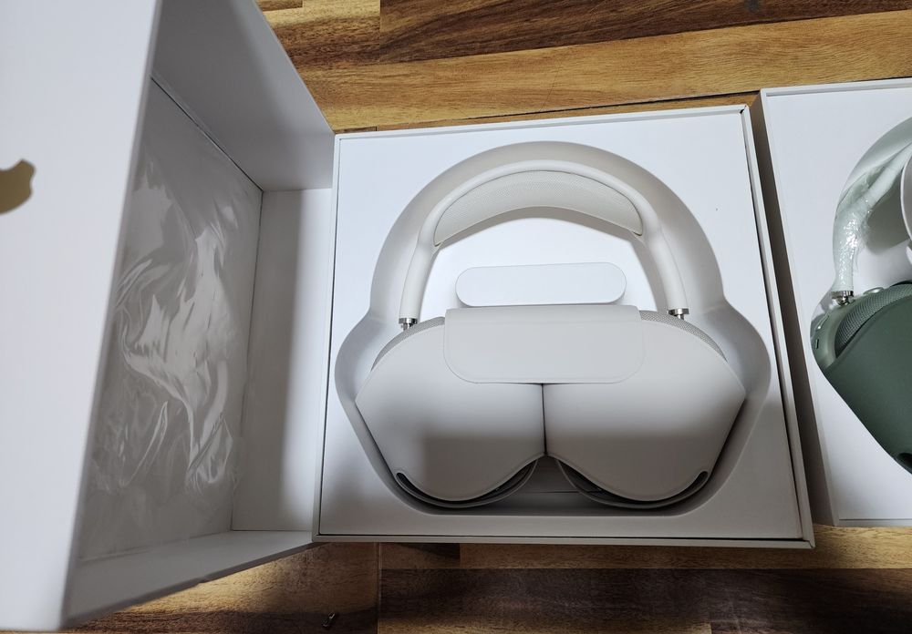 Airpods max yangi sotiladi