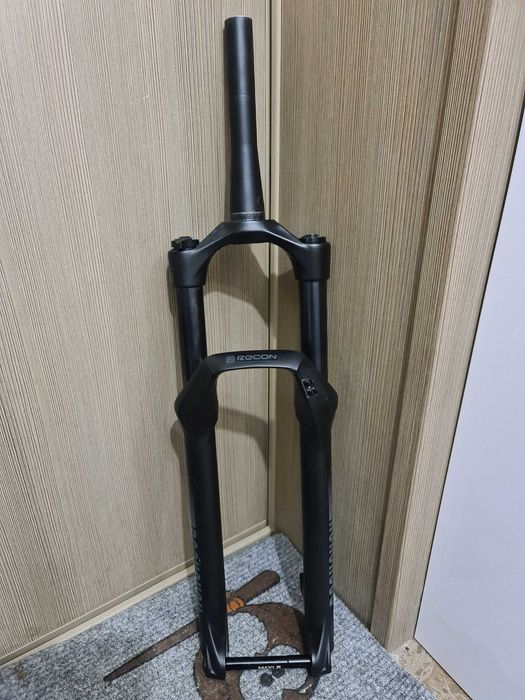 Въздушна вилка RockShox Recon Silver RL 29" цола / инча 130mm ход