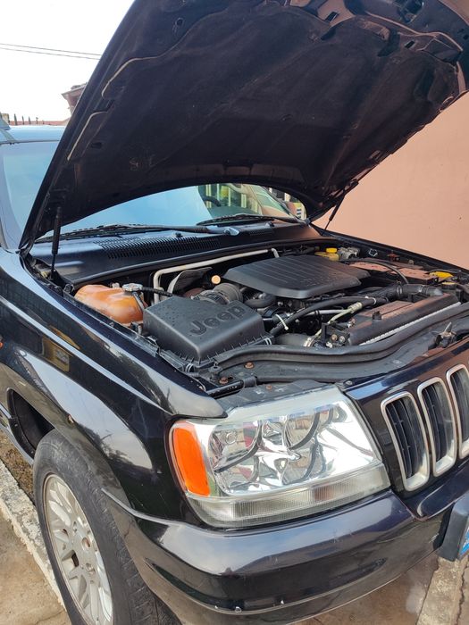 Jeep grand cherochee WJ laredo motor 2 7 diesel Mercedes Benz impecabi