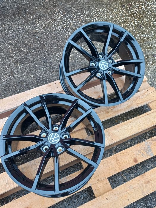 17 Vw Poteria Piano Black 7.5j et40 Golf Tiguan Passat Touran Чисто Н.