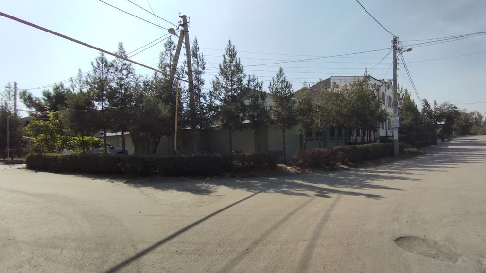 Срочно!!! Продается земля, участок под застройку. Дом торцевой