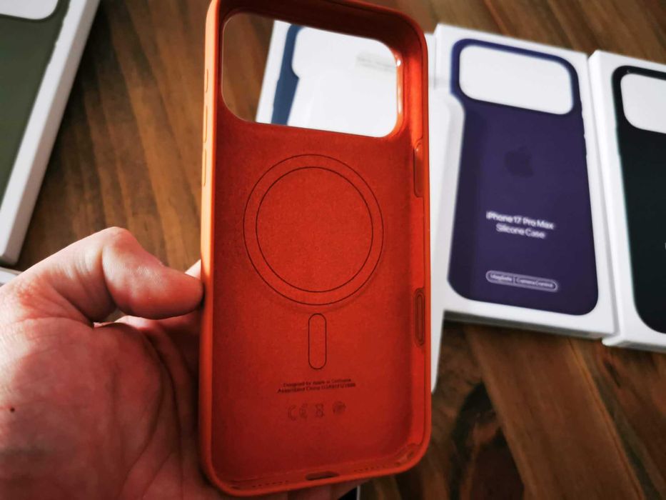 Husa silicon Magsafe + folie sticla ecran Iphone 17 / Air / Pro / MAx