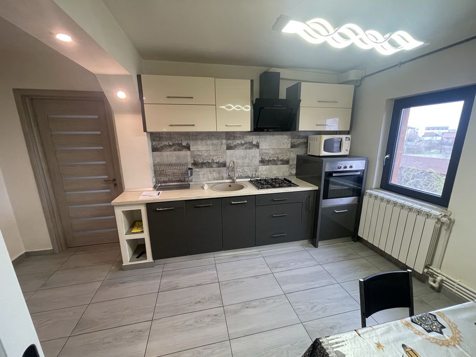 Inchiriez apartament Brazda 3/4 cu centrala termica