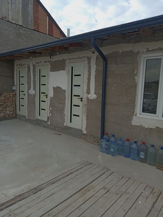 Yangiyolda uchastka sotiladi