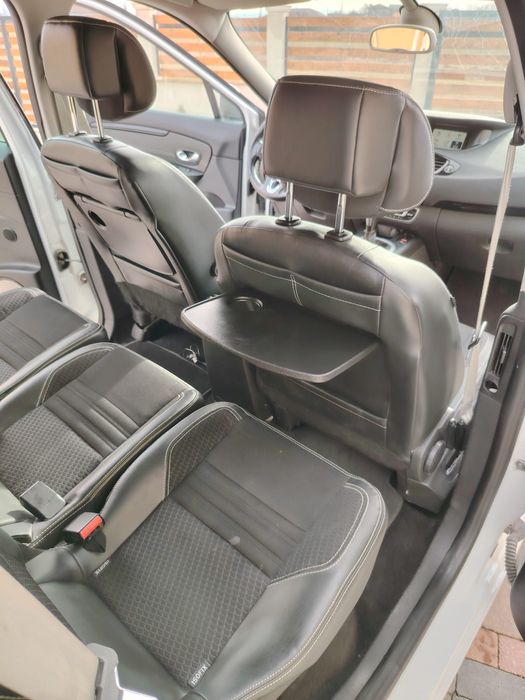 Vind   renault grand scenic