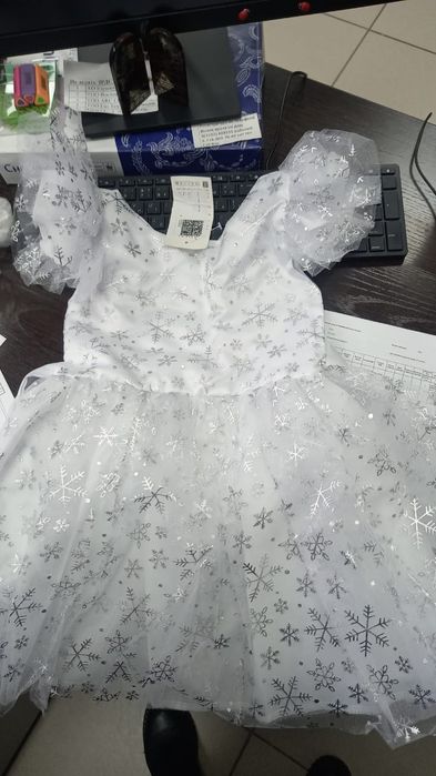 Продам новогодние платье + ободок