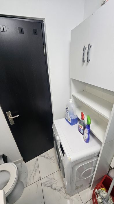 Inchiriez apartament