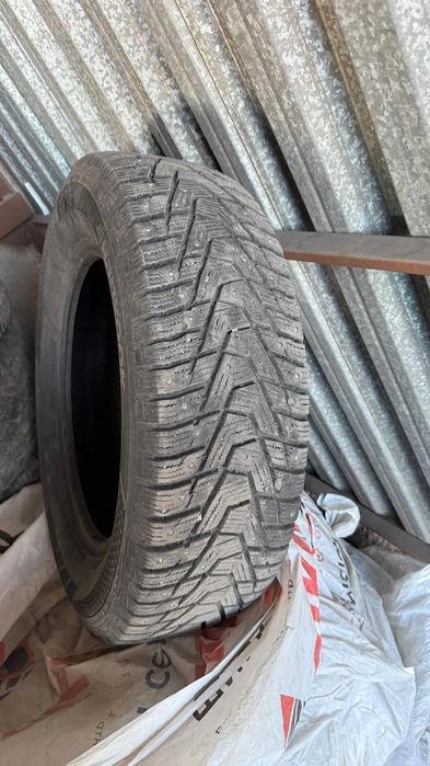 Продам резину Hankook 225,65,R17