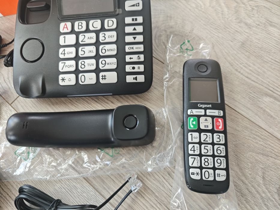 Gigaset Easy Combo (DL780 Plus) – стационарен и безжичен телефон