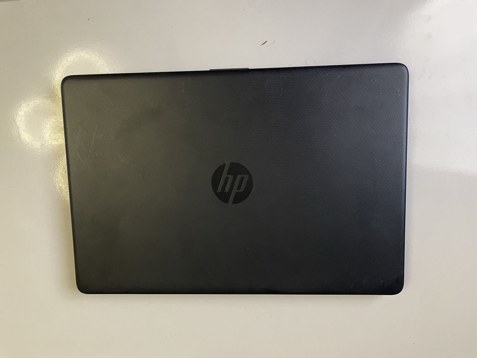 Laptop HP i5 1035G1 8Gb ram ssd 512