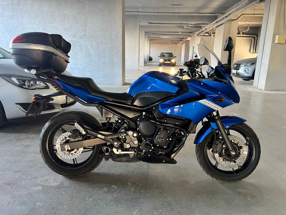 Yamaha XJ6 Diversion 2012, 600 + Case GIVI inclus