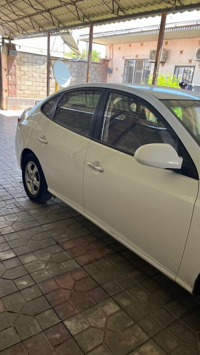 Продам машину Хундай