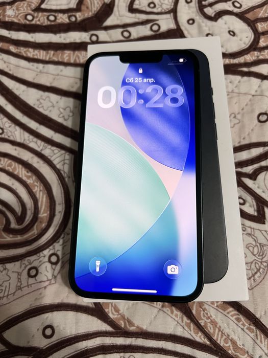 Продам iPhone 13 128 гб Айфон 13