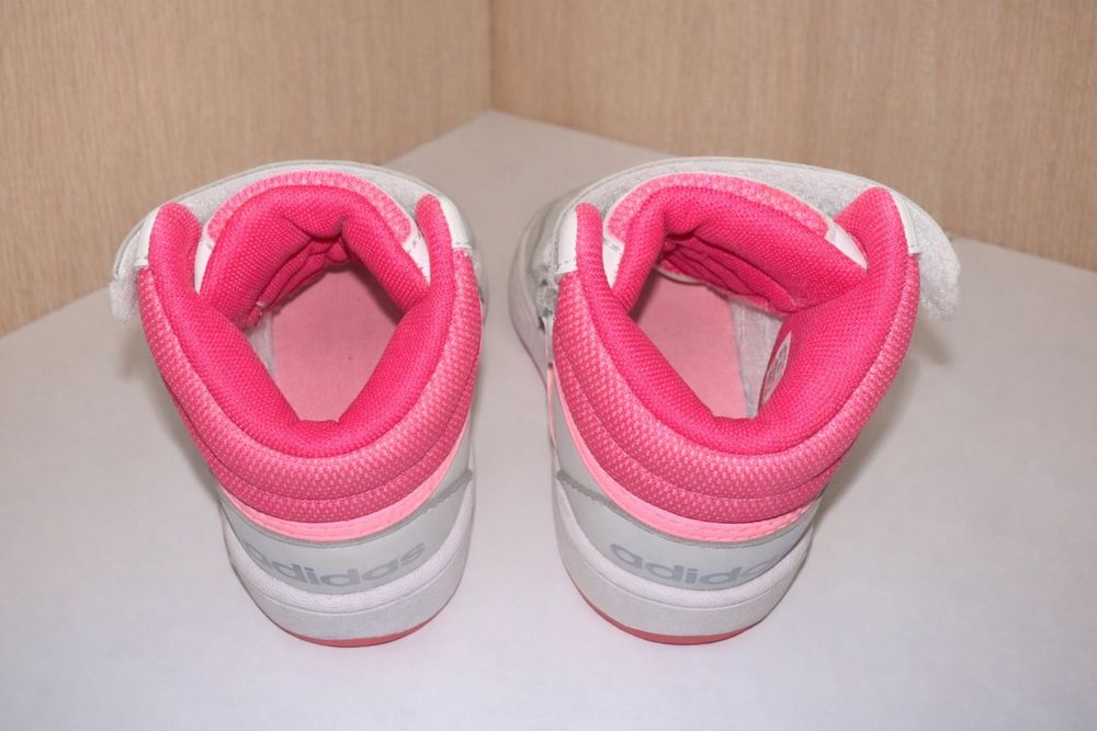 Детски обувки Адидас