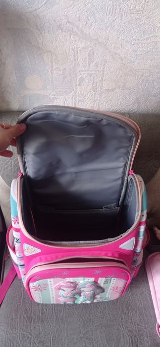 Продам школьный рюкзак