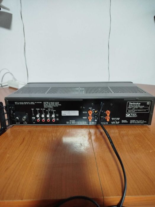 AM/FM Stereo receiver Techincs model: SA-290. Defect!!!
