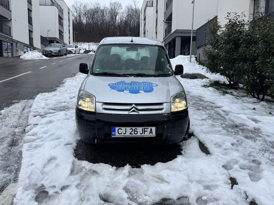 Vand citroen berlingo 2005 1.2 benzina schimb cu 4x4 (nu caddy combo)
