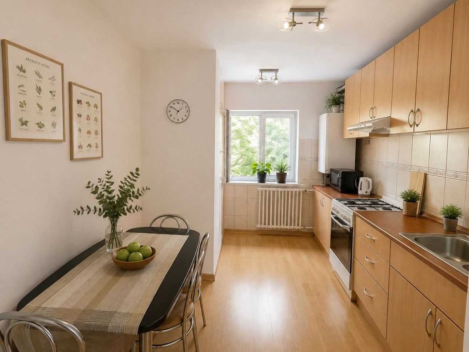 Apartament 4 camere, zonă centrală, Titulescu – 850 EUR