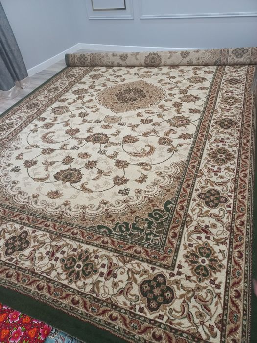 Палас сатылады  !