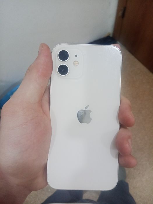 Продам айфон 12 в идеале 120к