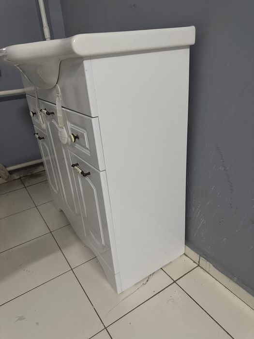 Раковина 80 см с тумбой