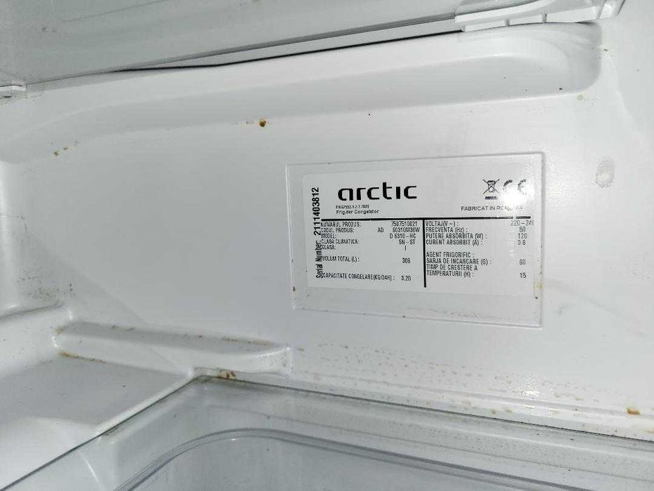 Vand frigider 2 usi Arctic 306l in perfecta stare de functionare