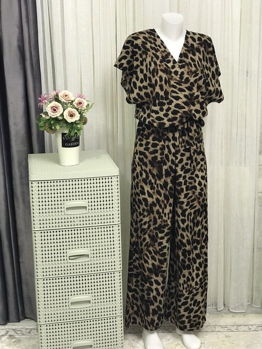 Женский комбинезон летний