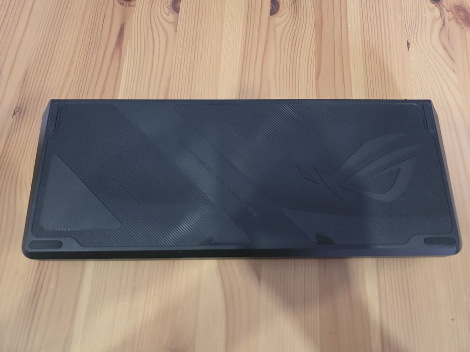 Asus rog falchion ace hfx tastatură de gaming