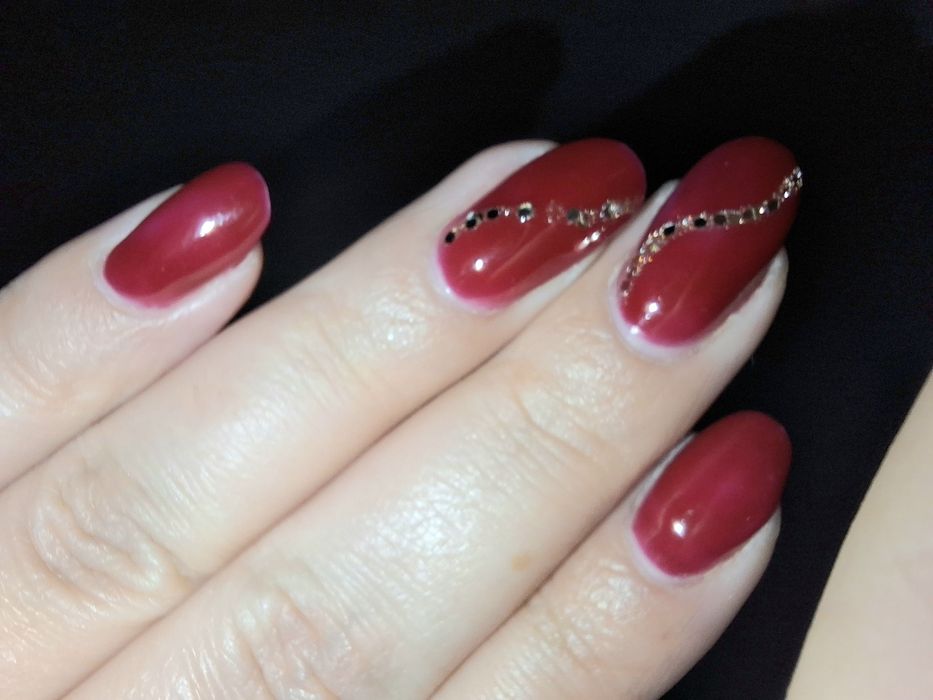 Маникюр с покрытием 3500!