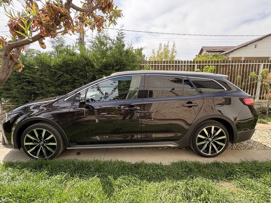TOYOTA Corolla 2022 — imagine 3