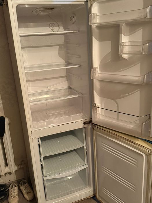 Холодильник сатылады