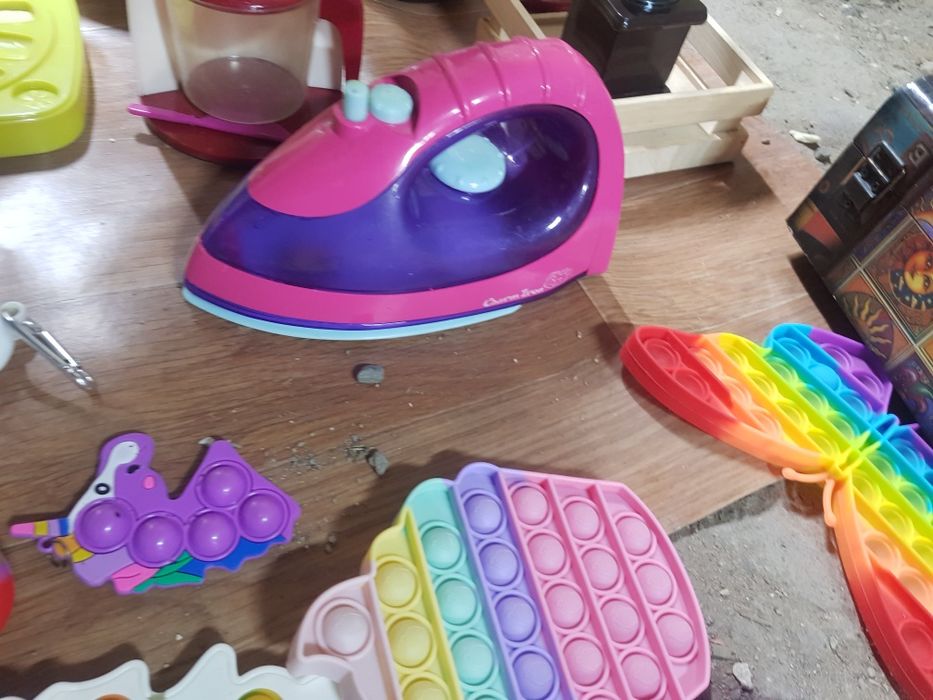 Продам детские игрушки для девочек