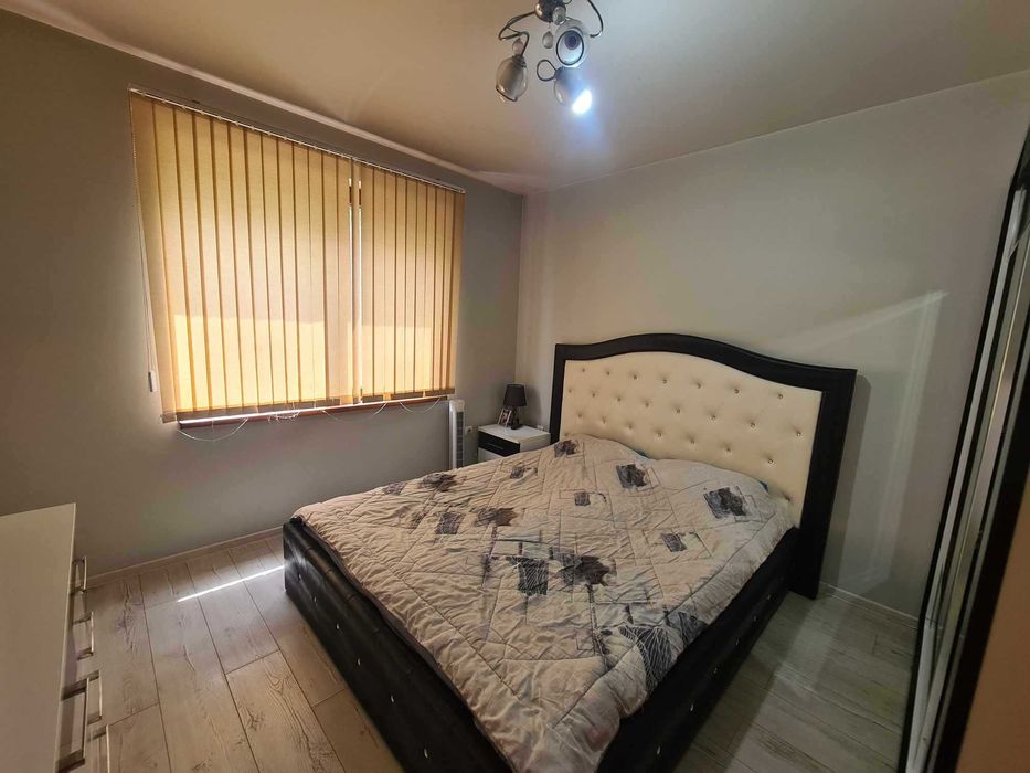 Обзаведен тристаен апартамент в Центъра на гр. Хасково