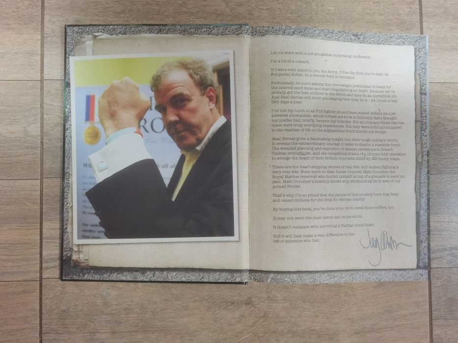 Benzi desenate Sandman Fight Club Dune Real Heroes comic roman grafic