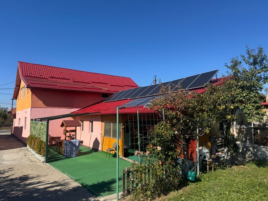 Casa de locuit+ Pensiune/Spatiu pentru activități comerciale